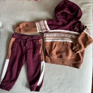 Toddler Gymboree matching sweat suit horses   Boho southwest